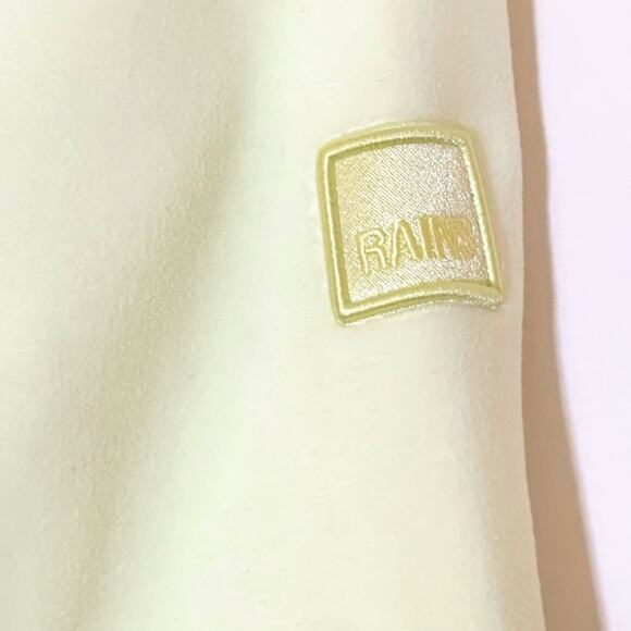 Rains Unisex Water Resistant Insulated Fleece Jacket size L NWT in Straw - Picture 6 of 8